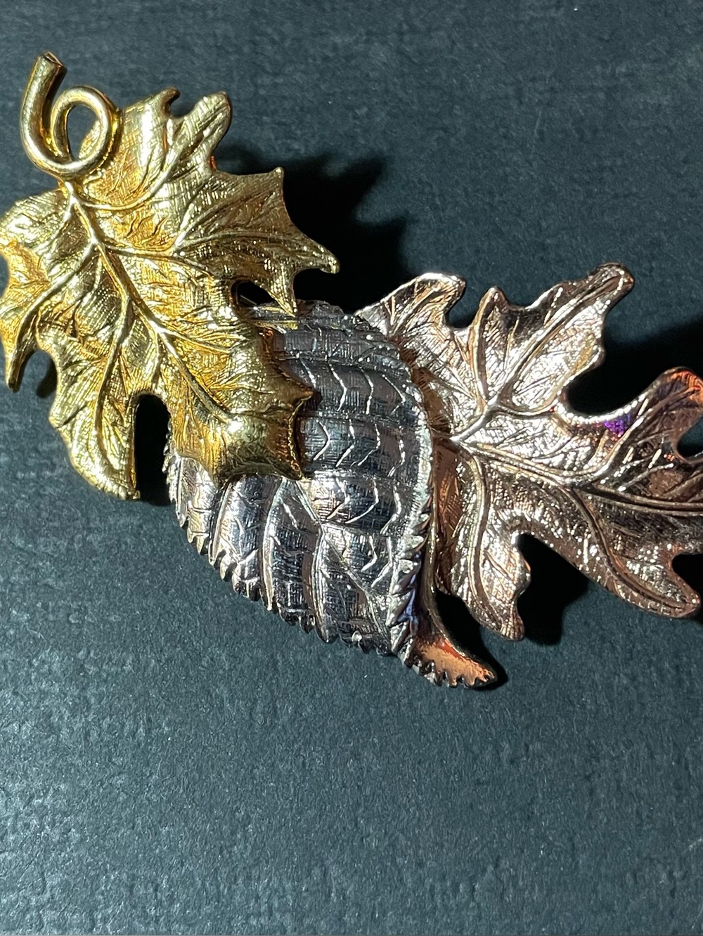 Vintage Avon Leaf brooch